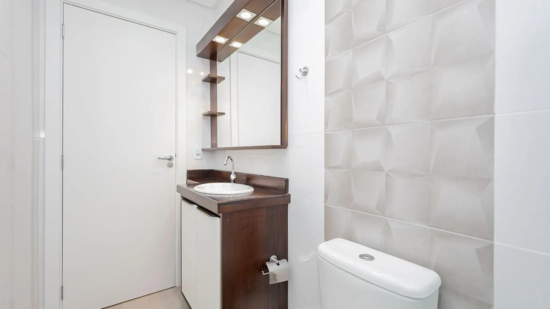 150M Da Praia Em Um Fantastico Edificio Em Balneario Piçarras Apartmán